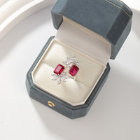 Bague ajustable pour femme avec rubis de laboratoire taille émeraude double et zircon de haute qualité, design étoile personnalisé