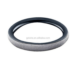 Cubierta <span class=keywords><strong>de</strong></span> volante automático <span class=keywords><strong>para</strong></span> <span class=keywords><strong>mujer</strong></span> <span class=keywords><strong>de</strong></span> 38cm con diamantes <span class=keywords><strong>de</strong></span> imitación decoración Interior <span class=keywords><strong>de</strong></span> coche hecha <span class=keywords><strong>de</strong></span> goma - Product Image 1
