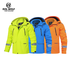 Veste de sport d'extérieur imperméable à capuche pour homme Evil Wolf Tiyo, coupe-vent respirant et léger pour la randonnée et les activités sportives - Product Image 5