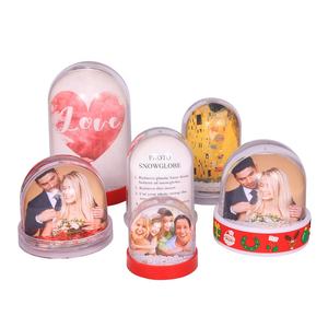 Tabella di cerimonia nuziale Bianco della Neve di Musica Box Dome sfera di Acqua di Plastica - Product Image 1