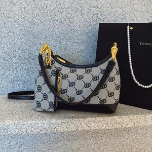 2025 Model Fashionable Ladies' Handbag Made of PU <b>Material</b>. With a Unique Geometric Pattern Design.6218 - Product Image 6