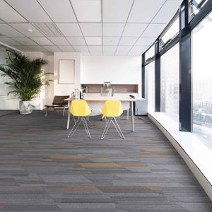 Alfombras y Tapetes Comerciales de Lujo de Polipropileno con Diseño Moderno de Rompecabezas y Base de PVC para Uso en Oficinas - Product Image 4