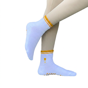 White Ankle <b>Socks</b> With Red Trim Breathable Knitted <b>Running</b> <b>Socks</b> For Adults Summer Wear - Product Image 5