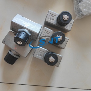 Buen Precio, Válvula de Control de Flujo y Velocidad SMC Pneumatics 3/8" Macho NPT X 3/8" Hembra NPT Tipo AS4000-N03-H - Product Image 1