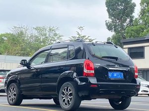 Hyundai Tucson 2013 SUV Version Confort 2.0L Essence Automatique 2RM Conduite à Gauche Euro 5 <span class=keywords><strong>Voiture</strong></span> d'<span class=keywords><strong>Occasion</strong></span> Entrée Sans Clé Audio Bluetooth - Product Image 4
