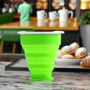 OKSILICONE Tasse à boire pliable sans BPA Tasse de voyage pliable Offre Spéciale avec couvercle Tasse à eau portable Tasse à vin jetable