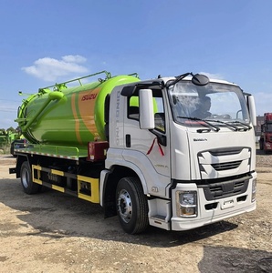 Camion de <span class=keywords><strong>vidange</strong></span> des égouts Isuzuu 12cbm avec <span class=keywords><strong>pompe</strong></span> à vide à <span class=keywords><strong>aspiration</strong></span> et décharge rapides, camion de nettoyage des eaux usées de 8 tonnes - Product Image 2