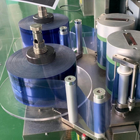 Machine de fabrication, de remplissage et de scellage automatique d'ampoules en plastique