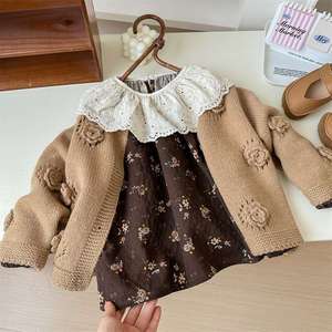 Tongxingyuan Girls Floral Print Long Sleeve Shirt With Lace Peter Pan Collar Loose Fit Autumn 2024 Cotton Blouse - Product Image 4