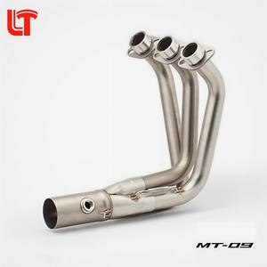 Sistema <span class=keywords><strong>de</strong></span> Escape Completo Modificado para <span class=keywords><strong>Yamaha</strong></span> <span class=keywords><strong>MT</strong></span>-<span class=keywords><strong>09</strong></span> con Salida Trasera y Punta <span class=keywords><strong>de</strong></span> Fibra <span class=keywords><strong>de</strong></span> Carbono, con Contrapresión, Modelo 2017 - Product Image 5