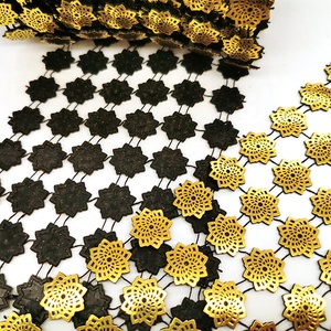 Thời Trang 6 Row Mạ Vàng Hoa Shape Trim Phụ Kiện Nhựa Rhinestone Tấm Trim Lưới CuộN - Product Image 6