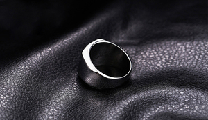 Anillo grabado personalizado de acero inoxidable, pintura negra, masónico - Product Image 6