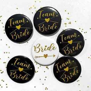 Badge Bouton Noir et Blanc « Future Mariée » pour Décoration de Fête de Mariage, Épingle Broche - Product Image 4