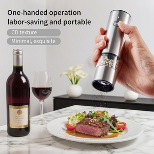 热销新款 USB 充电式可调节电动不锈钢迷你手持盐和胡椒干香料研磨机/研磨器套装 - Product Image 4