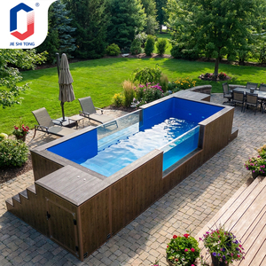 Maison de piscine préfabriquée avec murs en verre et coin salon intégré - Product Image 2