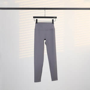 ขายส่งชุดโยคะฟิตเนส เสื้อผ้ากีฬาระบายอากาศ กางเกงเลกกิ้งเอวสูง และกางเกงขายาว 9 นิ้ว สำหรับใส่ด้านนอก - Product Image 6