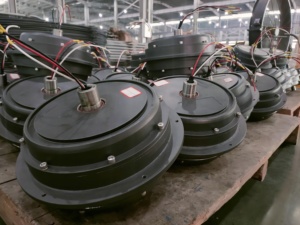พัดลม HVLS ขนาดใหญ่ 2 เมตร ประหยัดพลังงาน สำหรับใช้งานกลางแจ้ง ระบายอากาศ 110V พัดลมขนาดใหญ่ ป้องกันน้ำและฝุ่น IP55 เงียบ 39 เดซิเบล 300 - Product Image 4