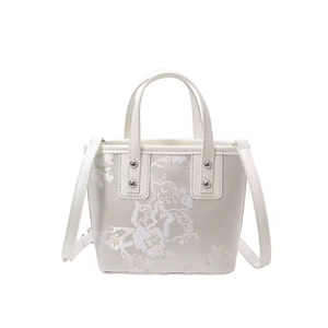 Nuevo bolso de hombro de lujo para mujer, con logotipo personalizado, de un solo hombro, con correa cruzada diagonal, a la moda. - Product Image 4