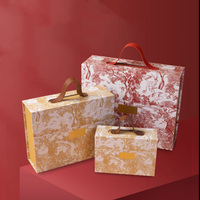 Mini-valise personnalisée de luxe recyclée et brillante gaufrage coffrets cadeaux portables de mariage et d'anniversaire pour petites entreprises chaussettes