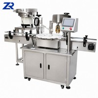 Machine de capsulage à pression pour couvercles à clipser