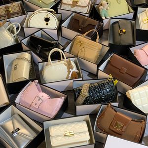 Bolsos de Mujer de Diseño Aleatorio al por Mayor 2026, Bolsos Variados al por Mayor, Mezcla de Marcas de Lujo - Product Image 1