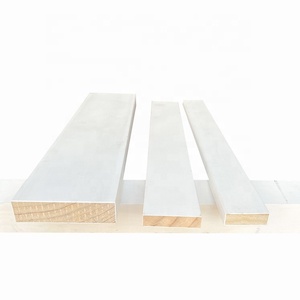 <span class=keywords><strong>Plinthe</strong></span> en bois économique et facile à installer avec des caractéristiques durables et écologiques pour la décoration des sols et des murs - Product Image 3