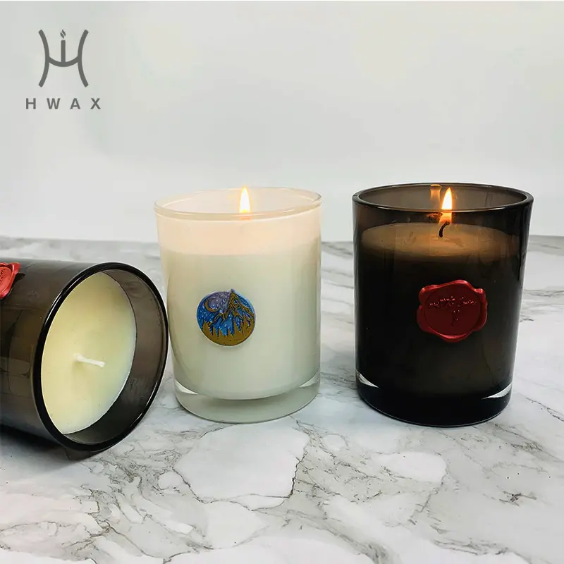 Fabrik Großhandel benutzer definierte private Licht Luxus romantische rauchfreie Sojabohnen wachs schwarz und weiß Glas Metall deckel Aroma therapie Kerze