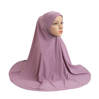 Bufandas personalizadas Hijabs musulmanes Diseño de placa ligera de color liso Sombrero árabe Bufandas étnicas de Malasia Chales