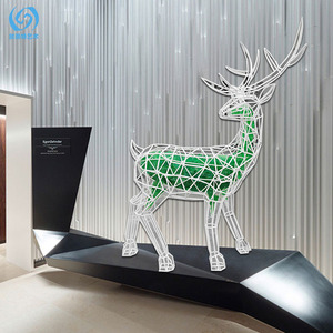 Escultura de ciervo esmeralda hueca de acero inoxidable para decoración de jardín y festividades - Product Image 3