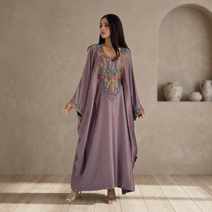 Abaya de Dubaï de style luxueux pour femme, en soie Mukhawar, anti-plis, à manches longues, faite main, couleur personnalisable, pour la prière, design arabe musulman - Product Image 3