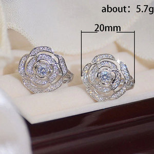 Orecchini a Cerchio 3D a Forma di Rosa per Donne, Eleganti Accessori Floreali per Uso Quotidiano - Product Image 5