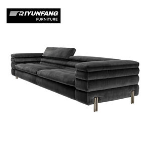 Set di divani a fila diritta di piccole dimensioni su misura italiani in tessuto nero forma rettangolare ingrandita all'ingrosso disponibile - Product Image 2