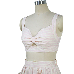 Momen's Summer INS Vocation Style Conjunto a juego Top de algodón y pantalones cortos con patrón de rayas tejido sin cuello y lazo XL Tamaño - Product Image 1