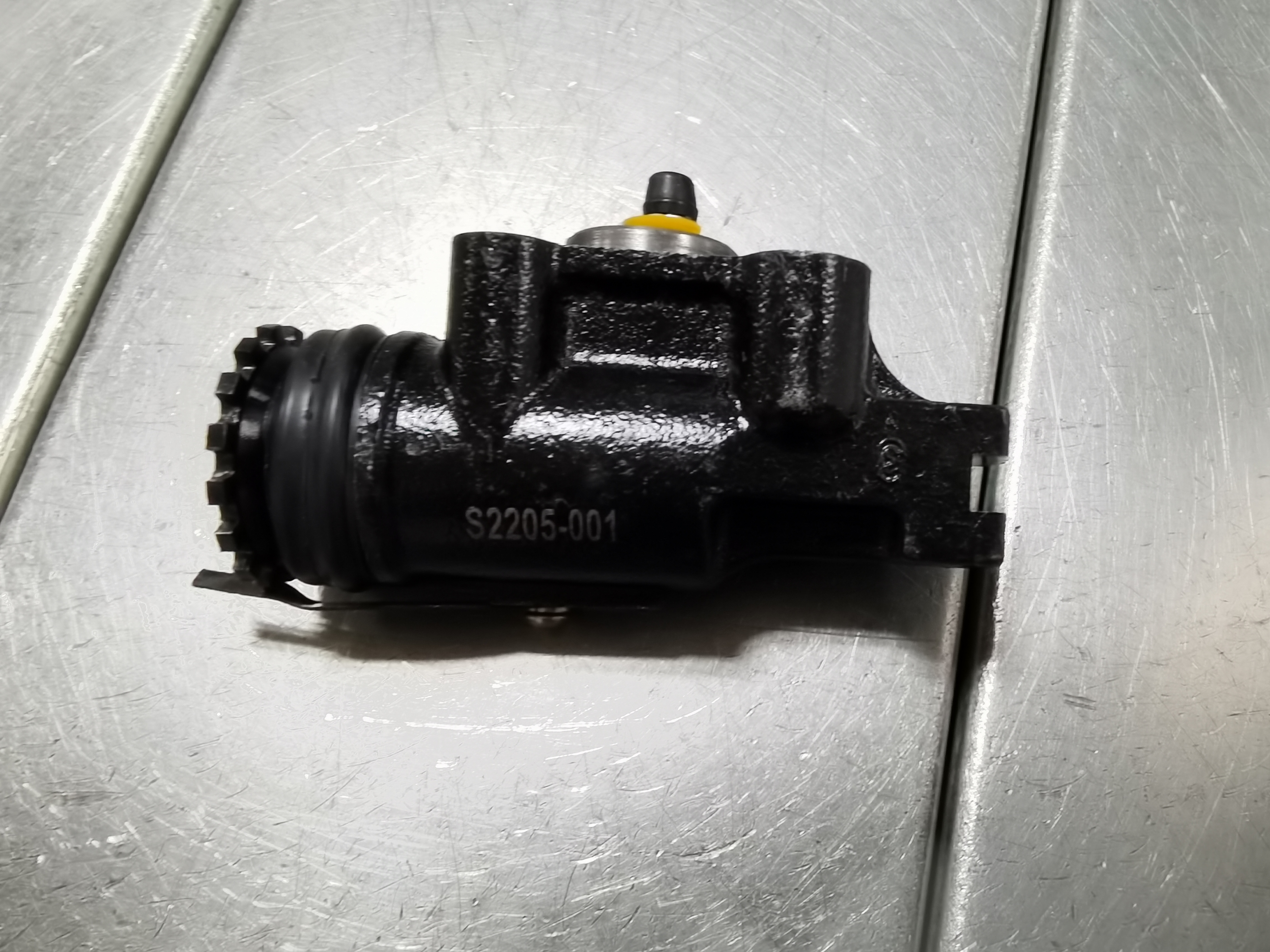 MC889601 High Quality New Brake Wheel Cylinder for MITSUBISHI MC-889601 MC889601