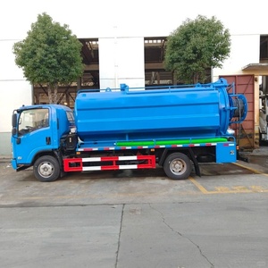 Camion-citerne Isuzu 4x2 6000L/6 tonnes pour le nettoyage des égouts et l'aspiration, idéal pour le dragage de canalisations et les opérations d'aspiration - Product Image 2