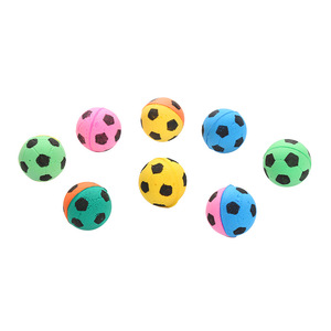 Jouet interactif pour chat en latex résistant aux morsures, en forme de petit ballon de football, pour l'intérieur et l'extérieur, en gros et en stock - Product Image 2