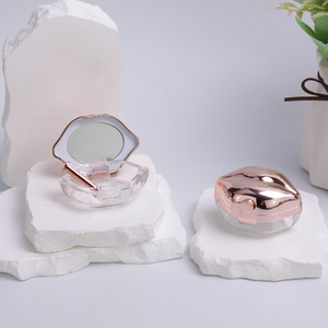 Biểu tượng tùy chỉnh chăm sóc da <span class=keywords><strong>container</strong></span> rỗng <span class=keywords><strong>Lip</strong></span> <span class=keywords><strong>Balm</strong></span> bao bì Jar nhựa <span class=keywords><strong>Lip</strong></span> Scrub <span class=keywords><strong>container</strong></span> với muỗng - Product Image 3