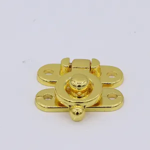 عالية الجودة الاكسسوارات المعدنية صندوق خشبي صغير تبديل قفل بمزلاج