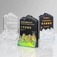 Plaque de récompense annuelle du trophée en cristal coloré plaqué en forme de montagne créative Excellent directeur Souvenirs du personnel