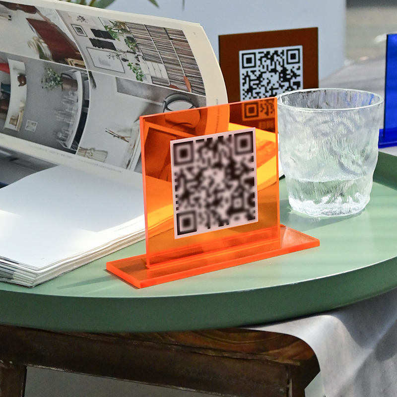 สีส้มใส