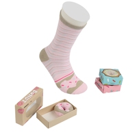 Emballage personnalisé avec motif de beignets amusants, chaussettes amusantes pour femmes