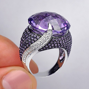Anillo morado clásico para mujer, estilo europeo, joyería elegante para el dedo, regalo para fiesta o cita diaria - Product Image 1