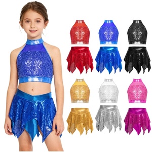 Costumes de danse à sequins pour filles, ensemble deux pièces avec haut dos nu, panneau en maille transparente, jupe à ourlet dentelé, tenue de scène métallique pour enfants, performance latine personnalisée - Product Image 1
