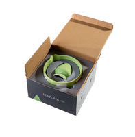 Bol à thé matcha en céramique japonais fait main avec logo personnalisé, motif damier violet, avec bec verseur pour kit de cérémonie matcha