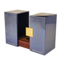 Boîte à vin en bois brillant avec insert en daim, logo personnalisé en relief pour collection de Cognac et de Brandy de luxe, présentoir, emballage cadeau, vente en gros
