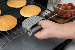 Gants en silicone résistants à la chaleur pour la cuisine et la pâtisserie, utilisables au four - Product Image 4