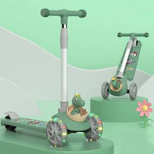 新款<span class=keywords><strong>3</strong></span>轮前2后儿童滑板车流行风格电池供电摇摆车男孩踏板便携式训练橡胶价格便宜 - Product Image 5