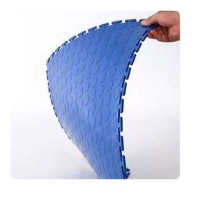 Carreaux de sol à emboîtement en PVC pour garage, tapis de sol industriel résistant fourni par l'usine - Product Image 1