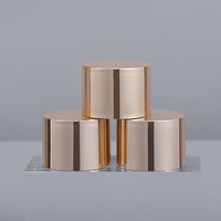 Couvercles de bouteille de 24mm de taille de cou personnalisés 24/415 grand bouchon à vis de bouteille de soin de la peau de toner en plastique cosmétiques double couche PP/ABS