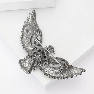 Alta Qualidade New Vintage Big <span class=keywords><strong>Eagle</strong></span> Broche Elegante Strass Animal Pin Senhoras Vestuário Acessórios Broche - Product Image 3